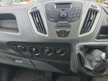 Ford Transit Custom 2.2 TDCi 290 L1 H1 5dr