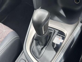 Toyota Yaris Cross 1.5VVT-h Hybrid Excel 5dr Automatic