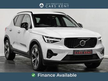 Volvo XC40 Plus Dark B3 (163 hp)