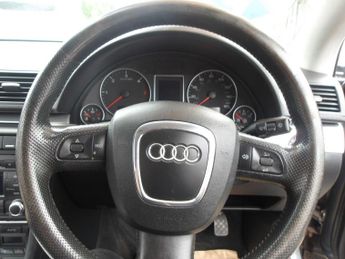Audi A4 2.0 TDI S line CVT 4dr