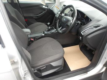 Ford Focus 1.0T EcoBoost Titanium Euro 6 (s/s) 5dr