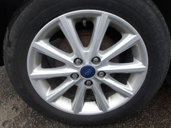 Ford Focus 1.0T EcoBoost Titanium Euro 6 (s/s) 5dr