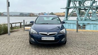 Vauxhall Astra 1.6 16v SRi Hatchback 5dr Petrol Auto Euro 5 (115 ps)