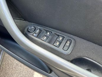 Peugeot 308 1.6 VTi Sport 5dr
