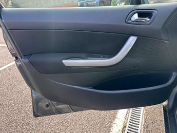 Peugeot 308 1.6 VTi Sport 5dr