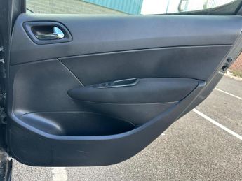 Peugeot 308 1.6 VTi Sport 5dr