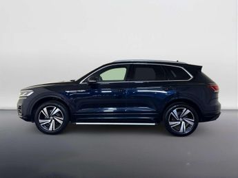 Volkswagen Touareg 3.0 TDI V6 R-Line Tech SUV 5dr Diesel Tiptronic 4Motion Euro 6 (