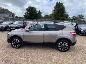 Nissan Qashqai 1.6 n-tec 2WD Euro 5 5dr