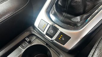 Vauxhall Antara 2.2 CDTi SE 4WD Euro 5 (s/s) 5dr (SNav)