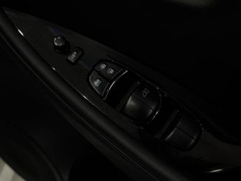 Nissan Leaf 40kWh N-Connecta Auto 5dr