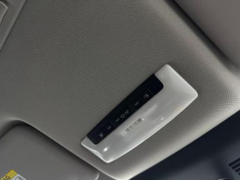 Nissan Leaf 40kWh N-Connecta Auto 5dr