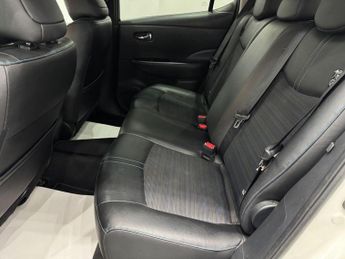 Nissan Leaf 40kWh N-Connecta Auto 5dr