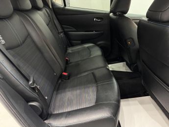 Nissan Leaf 40kWh N-Connecta Auto 5dr