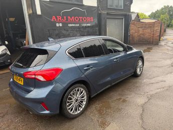 Ford Focus 1.0T EcoBoost Titanium X Auto Euro 6 (s/s) 5dr