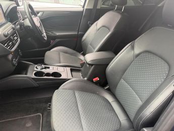 Ford Focus 1.0T EcoBoost Titanium X Auto Euro 6 (s/s) 5dr