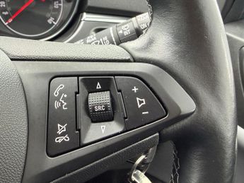 Vauxhall Corsa 1.4i SE Auto Euro 6 5dr