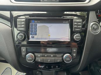 Nissan Qashqai 1.6 dCi Tekna XTRON 2WD Euro 6 (s/s) 5dr
