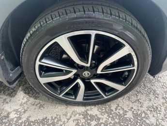 Nissan Qashqai 1.6 dCi Tekna XTRON 2WD Euro 6 (s/s) 5dr