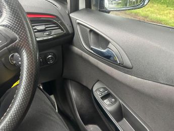 Vauxhall Corsa 1.4i ecoFLEX Limited Edition Euro 6 3dr