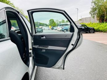 Volvo S40 2.0D R-Design Powershift Euro 4 4dr