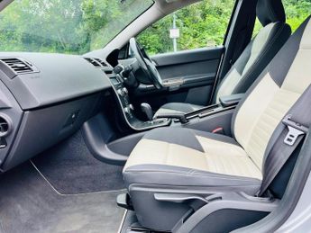 Volvo S40 2.0D R-Design Powershift Euro 4 4dr