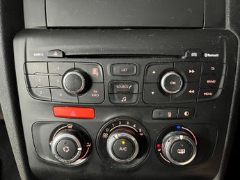 Citroen C4 1.6 e-HDi Airdream VTR+ EGS6 Euro 5 (s/s) 5dr