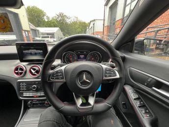 Mercedes-Benz CLA 2.1 CLA220d AMG Line Coupe 7G-DCT 4MATIC Euro 6 (s/s) 4dr