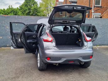 Nissan Juke 1.6 N-Connecta XTRON Euro 6 5dr