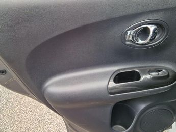 Nissan Juke 1.6 N-Connecta XTRON Euro 6 5dr