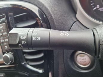 Nissan Juke 1.6 N-Connecta XTRON Euro 6 5dr
