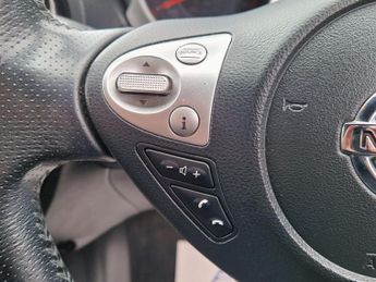 Nissan Juke 1.6 N-Connecta XTRON Euro 6 5dr