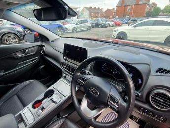 Hyundai KONA 64kWh Premium SE Auto 5dr (7kW Charger)