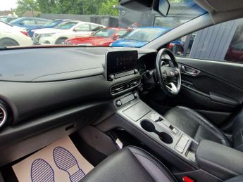 Hyundai KONA 64kWh Premium SE Auto 5dr (7kW Charger)