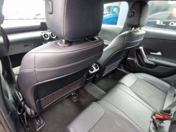 Mercedes-Benz A Class 1.5 A180d Sport 7G-DCT Euro 6 (s/s) 5dr