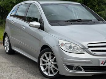 Mercedes-Benz B Class 2.0 B200 SE CVT 5dr