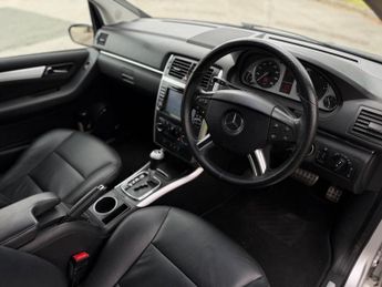 Mercedes-Benz B Class 2.0 B200 SE CVT 5dr