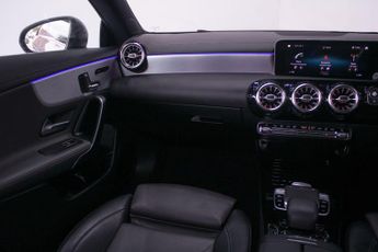 Mercedes-Benz CLA 2.0 CLA220 AMG Line (Premium Plus) Coupe 7G-DCT Euro 6 (s/s) 4dr