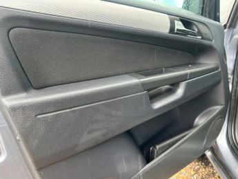 Vauxhall Zafira 1.8 16V SRi Euro 5 5dr