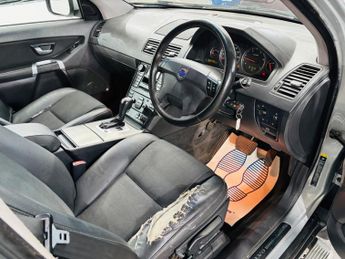 Volvo XC90 2.4 D5 S Geartronic AWD 5dr