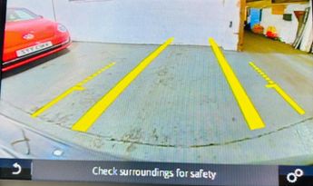 Land Rover Discovery Sport 2.0 TD4 HSE Auto 4WD Euro 6 (s/s) 5dr