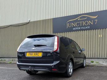 Ford Focus 1.6 Titanium 5dr