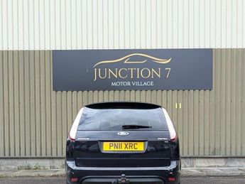 Ford Focus 1.6 Titanium 5dr