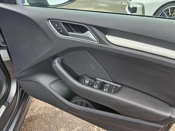 Audi S3 2.0 TFSI Sportback S Tronic quattro Euro 6 (s/s) 5dr