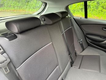 BMW 1 Series 2.0 116i SE Steptronic Euro 5 5dr
