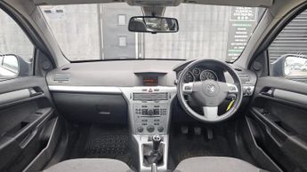 Vauxhall Astra 1.4i 16v Active 5dr