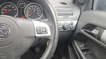 Vauxhall Astra 1.4i 16v Active 5dr