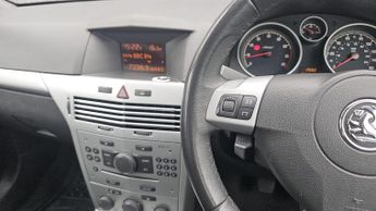 Vauxhall Astra 1.4i 16v Active 5dr