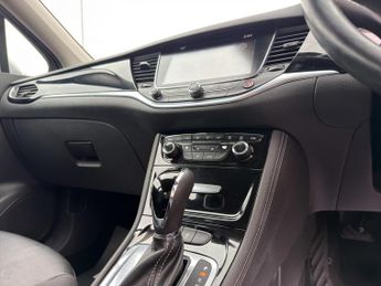 Vauxhall Astra 1.6 CDTi BlueInjection Elite Nav Auto Euro 6 5dr