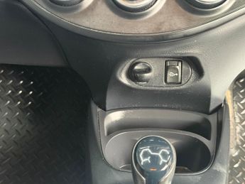 Toyota Yaris 1.5 VVT-i Icon CVT Euro 6 5dr