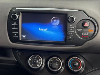 Toyota Yaris 1.5 VVT-i Icon CVT Euro 6 5dr